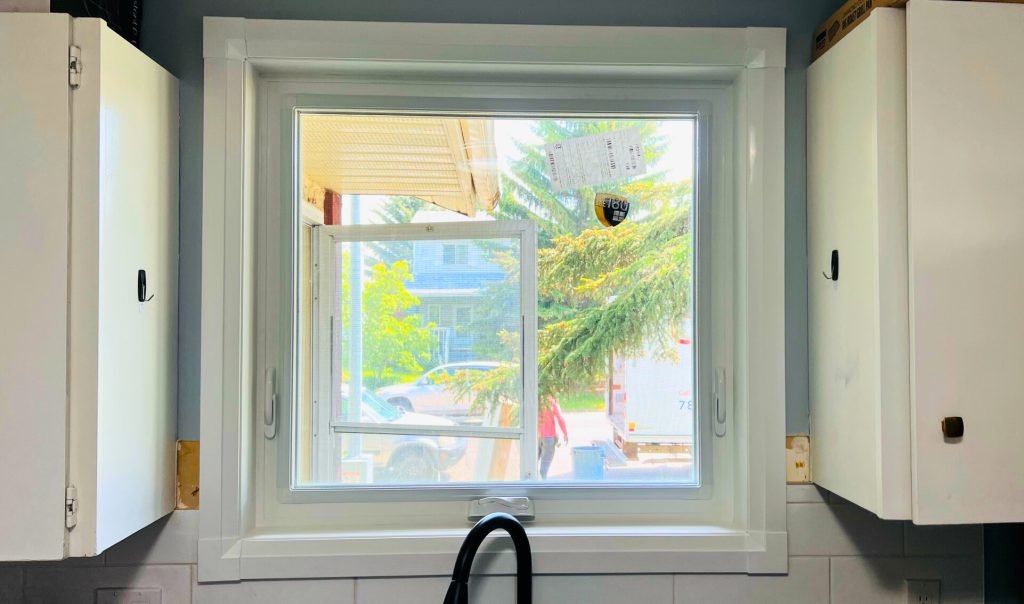 Canglow is a leading company providing window and door repair, replacement and installation services in Edmonton, Alberta and Northwest Territories.